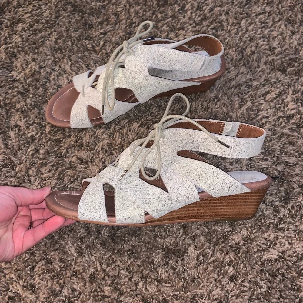 Donald J Pliner Dali Lace Up Sandal Wedge Size 8.5